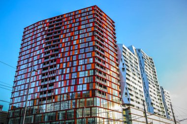 Rotterdam, Hollanda - 27 Aralık 2016: Modern binalar İş Merkezi yakın çekim modern mimarinin. Aralık ayında Rotterdam - Hollanda 27,2016.