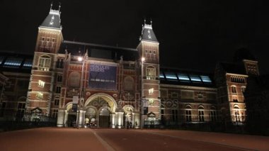 Amsterdam, Hollanda - 07 Ocak 2017: Zaman atlamalı. Rijksmuseum Hollanda Ulusal Sanat ve Tarih Amsterdam'da adanmış müzesidir. 07 Ocak 2017 yılında Amsterdam, Hollanda.