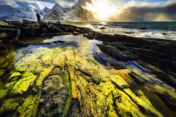 Lofoten-szigetek. Gyönyörű Norvégia táj. — Stock Fotó