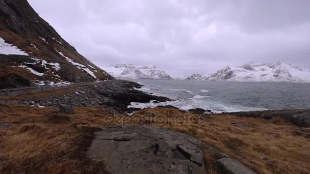 Lofoty. Piękny krajobraz wiosna Norwegia. Materiału wideo HD. — Wideo stockowe