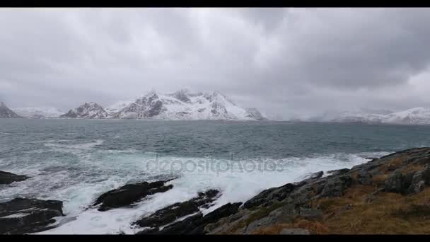 ロフォーテン諸島。美しいノルウェーの春の風景。Hd 映像. — ストック動画