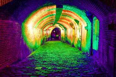 Utrecht, Hollanda - 28 Mayıs 2017: Çok renkli tünel aydınlatma Utrecht City. 28 Mayıs 2017 Utrecht, Hollanda.