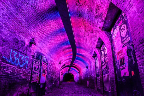 UTRECHT, NETHERLANDS - MAY 28, 2017: Multicolor tunnel illumination in Utrecht city. May 28, 2017 in Utrecht, Netherlands. — Stock Photo, Image