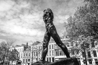 Almere - Hollanda, 24 Mayıs 2017: Modern şehir merkezinde gün zaman yakın çekim 24 Mayıs 2017 yılında Almere - Hollanda mimarisini.