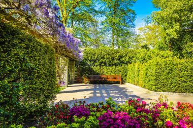 Çiçek açan Avrupa Bahçe, Keukenhof park. Hollanda.