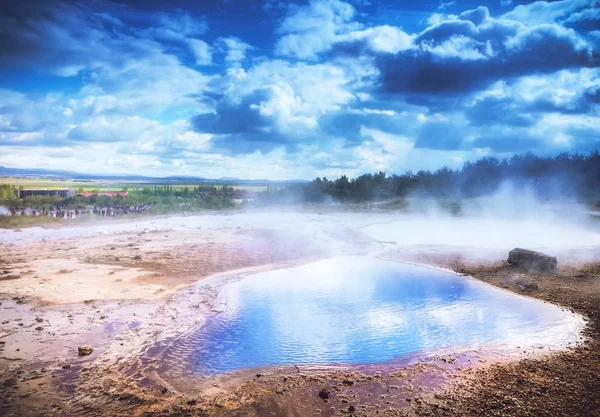 Volcanic lakes of Iceland. Scenic landscape at sunset. — Stock Photo, Image