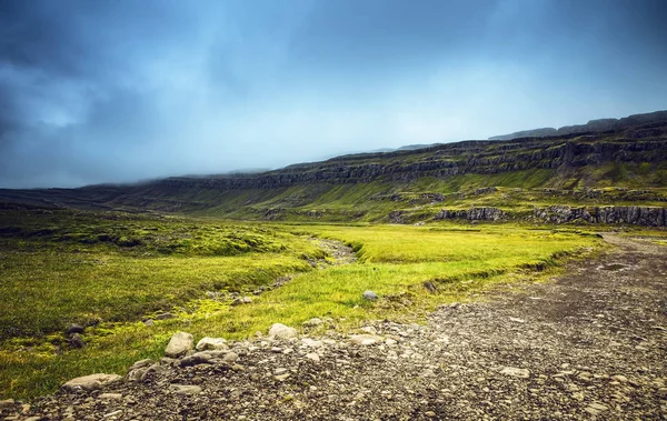 Beautiful scenic landscape of Icelandic nature. — Stock Photo, Image