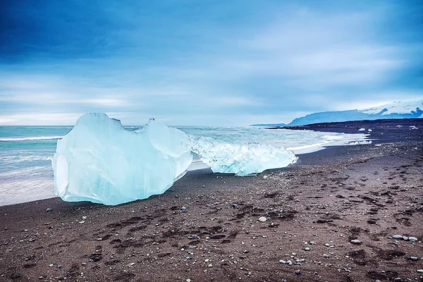 Glaciers sur les plages d'Islande . — Photo