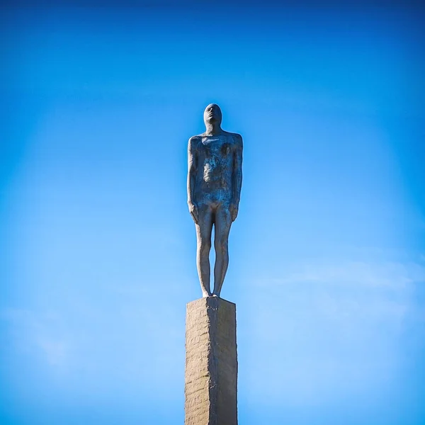 REYKJAVIK, ICELAND - AUGUST 29, 2017: Famous old sculpture of Iceland. Reykjavik, Iceland - August 29. — Stock Photo, Image