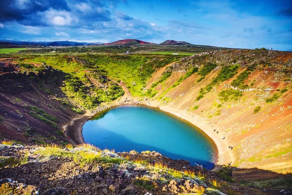 Volcanic lakes of Iceland. Scenic landscape at sunset. — Stock Photo, Image