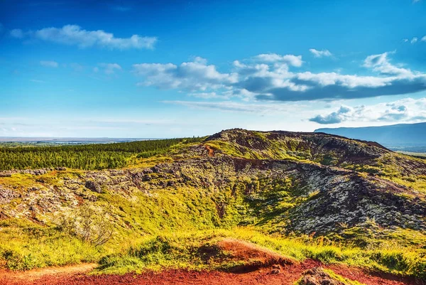 Volcanic fields covered with lava and rock. Picturesque Icelandi — Stock Photo, Image