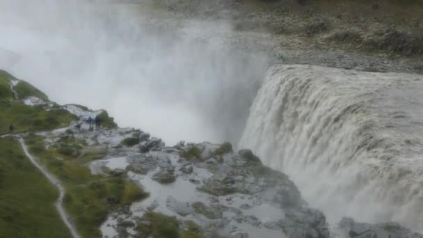 Pintoresco Paisaje Una Cascada Montaña Naturaleza Tradicional Islandia Imágenes — Vídeos de Stock