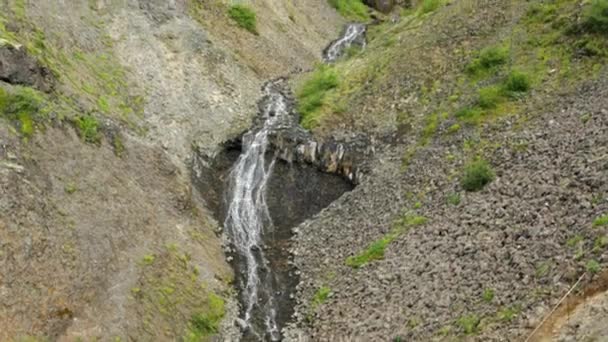 Pintoresco Paisaje Río Montaña Con Naturaleza Tradicional Islandia Imágenes — Vídeos de Stock