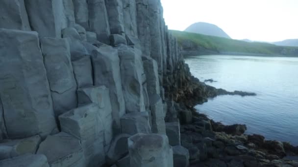 Orilla Rocosa Del Golfo Islandia Por Mañana Grabación Cámara Lenta — Vídeo de stock