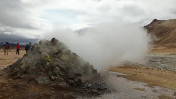 Vapores Géiser Islandés Naturaleza Pintoresca Grabación Cámara Lenta — Vídeos de Stock