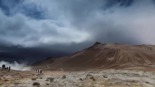 Islandês Geyser Vapores Natureza Pitoresca Filmagem Câmera Lenta — Vídeo de Stock