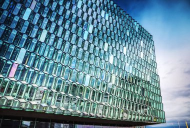 Reykjavik, İzlanda - 29 Ağustos 2017: Harpa - konser salonu ve Kongre Merkezi Reykjavik - 29 Ağustos.