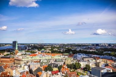 Üstten eski Avrupa city Riga görünüm.