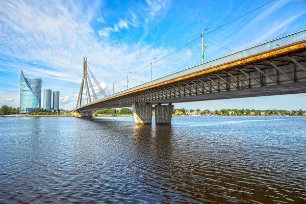 Ponte Velha Cidade Europeia Riga — Fotografia de Stock