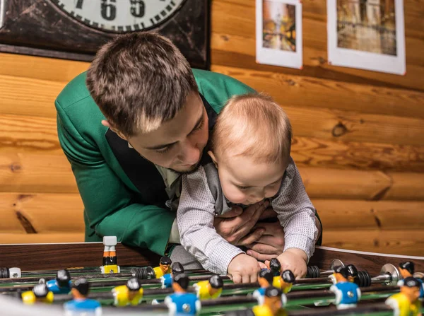Young happy father with son in interior of house. — Stock Photo, Image