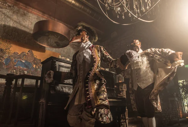 Schauspieler Dampfpunk Masken Und Antiken Kostümen — Stockfoto