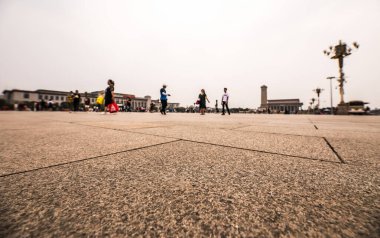 Pekin, Çin - Haziran 01, 2019: Tiananmen Meydanı - Pekin 'in merkezinde - Çin Halk Cumhuriyeti' nin başkenti.