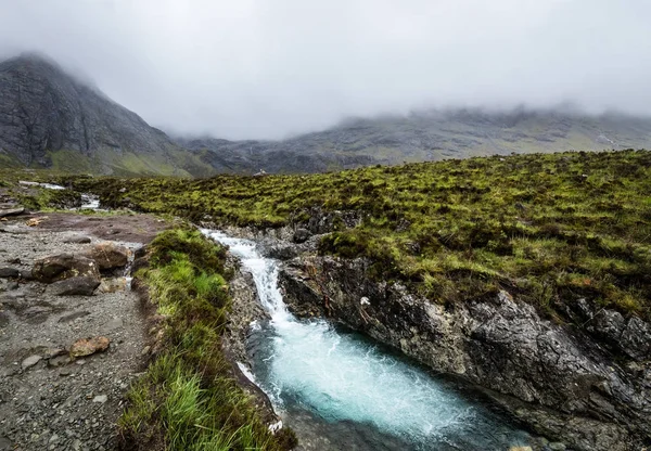 Paisagem Pitoresca Rio Montanha Com Natureza Tradicional Escócia — Fotografia de Stock