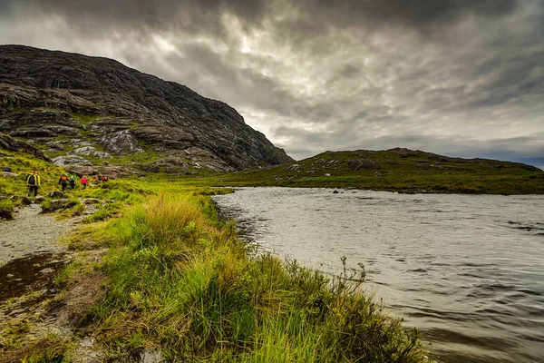 Escolandia Reino Unido Mayo 2019 Viajeros Contra Hermosa Naturaleza Escocesa —  Fotos de Stock