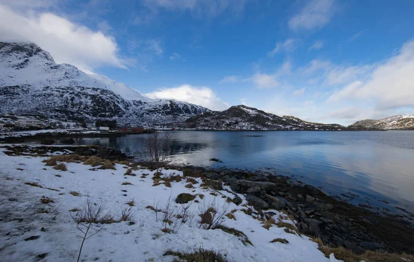 Paisagem tradicional de natureza norueguesa . — Fotografia de Stock