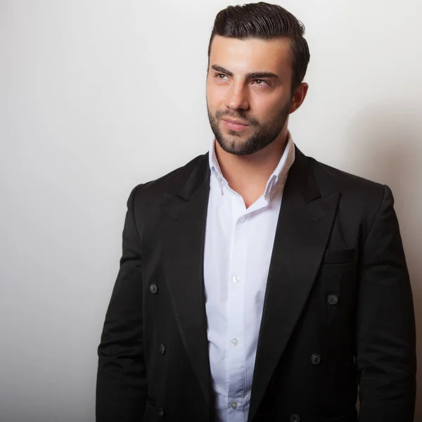 Handsome young elegant man studio portrait. — Stock Photo, Image