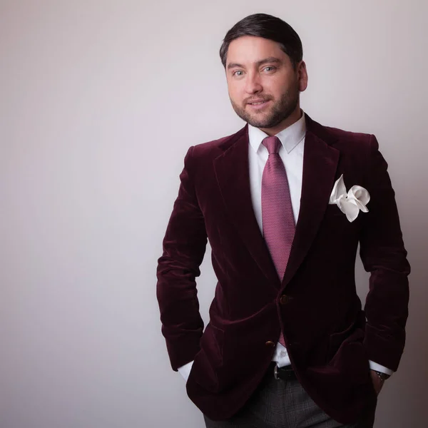 Handsome young elegant man studio portrait. — Stock Photo, Image