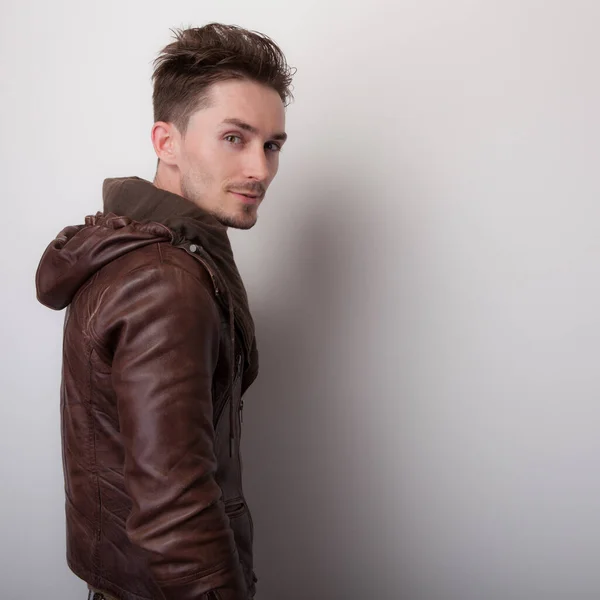 Handsome young elegant man studio portrait. — Stock Photo, Image