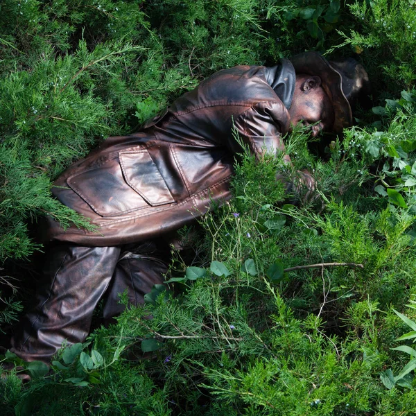 Caractère magique stylisé de réparateur de montre de conte de fées en bronze . — Photo