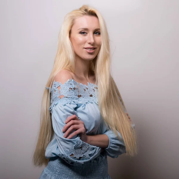 mooi meisje studio portret.