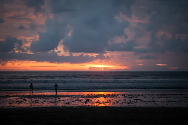 Impresionante paisaje natural de las islas tropicales tradicionales indonesias . — Foto de Stock