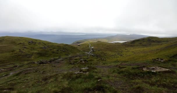 Krásná malebná krajina skotské přírody. Záběry 4k. — Stock video