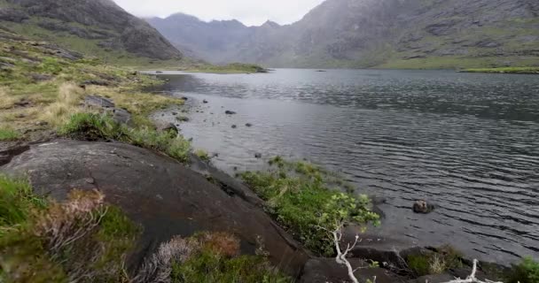 Bela paisagem cênica da natureza escocesa. Filmagem 4K . — Vídeo de Stock