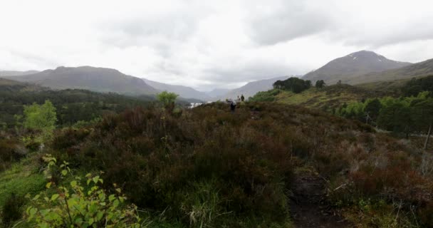 Hermoso paisaje paisajístico de Escocia naturaleza. Filmación 4K . — Vídeo de stock
