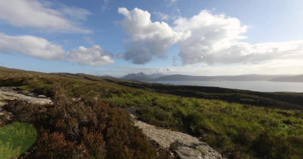 Hermoso paisaje paisajístico de Escocia naturaleza. Filmación 4K . — Vídeos de Stock