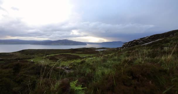 Vackert naturlandskap i Skottland. 4k-bilder. — Stockvideo