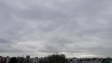 2 / 1 Hd Zaman atlaması güzel gün bulutları hareket ediyor.