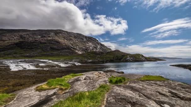 Bellissimo paesaggio panoramico di sorprendente natura scozzese. Lasso di tempo 4K . — Video Stock
