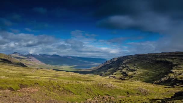 Paesaggio pittoresco di natura tradizionale dell'Islanda. 4K Time Lapse Filmato 2 in 1 . — Video Stock