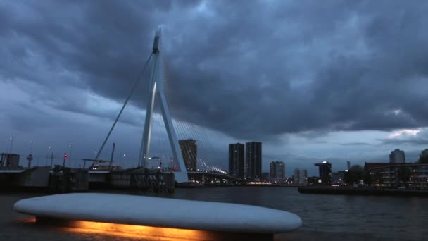 ROTTERDAM, NETHERLANDS - DECEMBER 26 : Famous city sights modern buildings at twilight time. — Stock Video