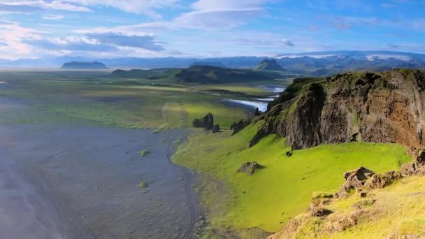 Malerische Landschaft mit traditioneller Natur Islands. Hd Verfilmung. — Stockvideo