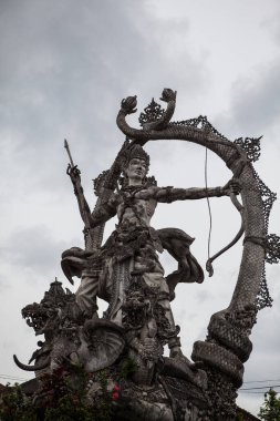 Endonezya, Bali - 20 Ocak 2011: Bali geleneksel dini heykelleri yakın plan.