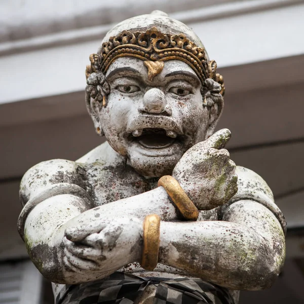 INDONESIA, BALI - JANUARY 20, 2011: Balinese traditional religious sculptures close-up. — Stock Photo, Image