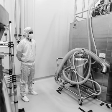 BEIJING, ÇİN - HAZİRAN 03, 2019: Virüsler ve uyuşturucular için Tıbbi Bilimsel Araştırma Labaratuvarı.