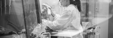 BEIJING, ÇİN - HAZİRAN 03, 2019: Virüsler ve uyuşturucular için Tıbbi Bilimsel Araştırma Labaratuvarı.