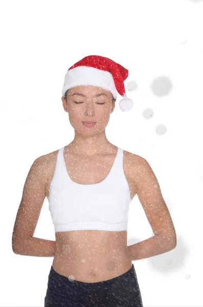 Asiatische Frau im Weihnachtsmannkostüm ist mit Fitness beschäftigt — Stockfoto